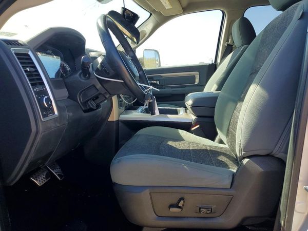2017 RAM 1500 SLT — DENT