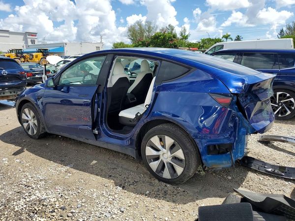 2023 TESLA MODEL Y