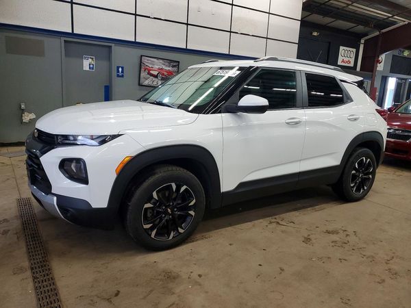 2023 CHEVROLET TRAILBLAZER LT — Front 3/4