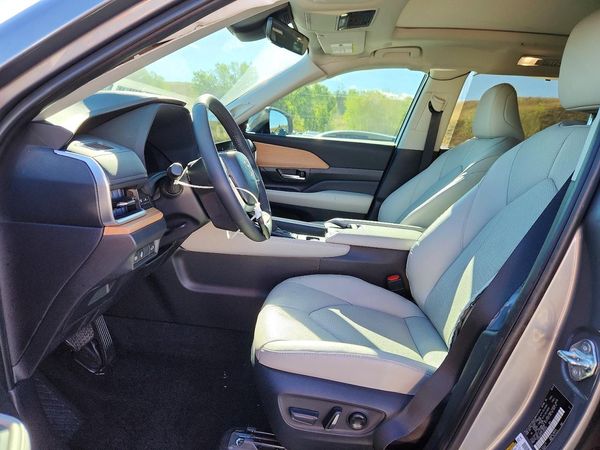 2026 TOYOTA GRAND HIGHLANDER