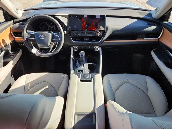 2026 TOYOTA GRAND HIGHLANDER