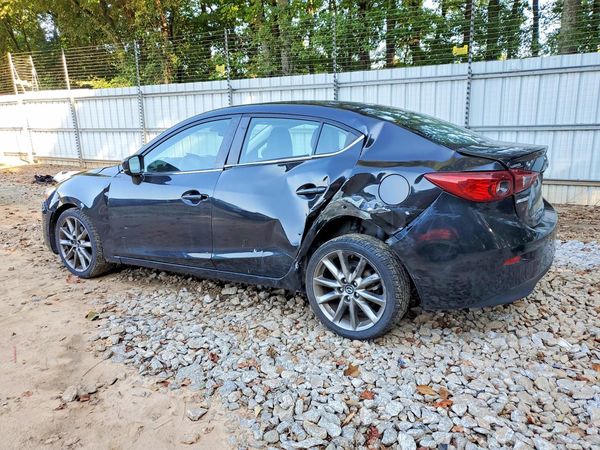 2018 MAZDA 3