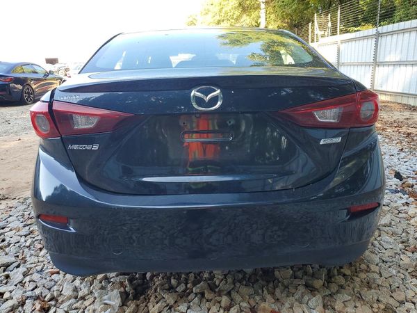 2018 MAZDA 3