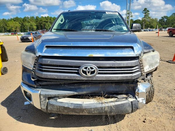 2015 TOYOTA TUNDRA SR5 Grade