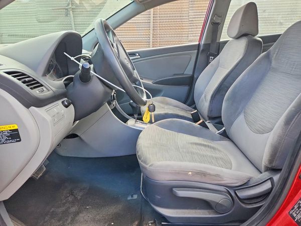 2017 HYUNDAI ACCENT SE Base