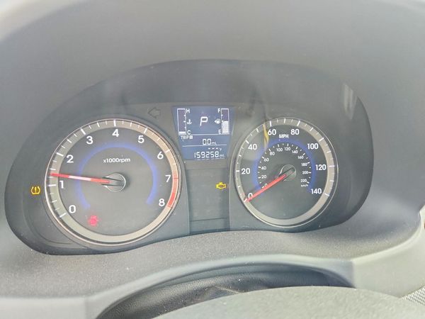 2017 HYUNDAI ACCENT SE Base