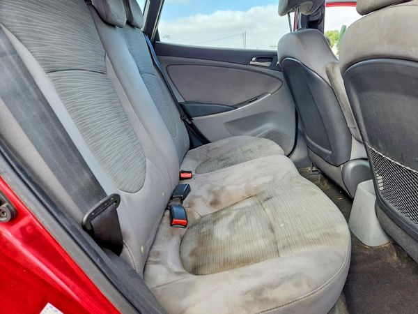 2017 HYUNDAI ACCENT SE Base