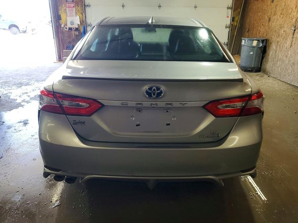 2020 TOYOTA CAMRY SE Hybrid