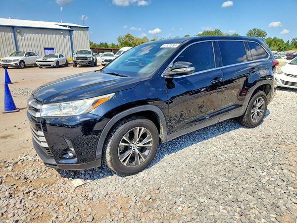 2019 TOYOTA HIGHLANDER