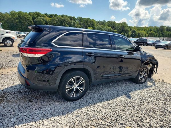 2019 TOYOTA HIGHLANDER