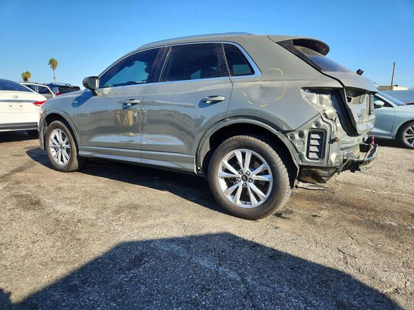 2024 AUDI Q3