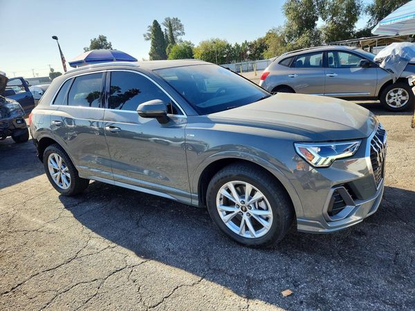 2024 AUDI Q3