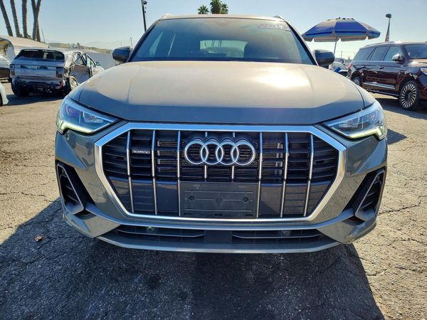 2024 AUDI Q3