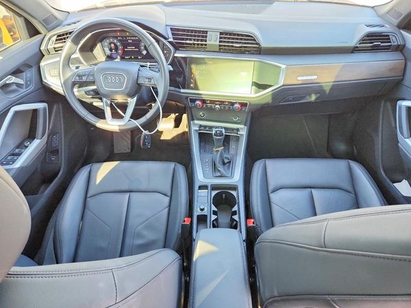 2024 AUDI Q3