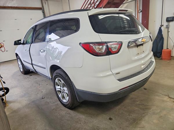 2016 CHEVROLET TRAVERSE LS