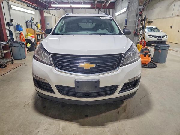 2016 CHEVROLET TRAVERSE LS