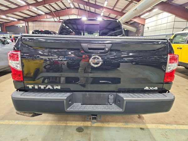 2018 NISSAN TITAN