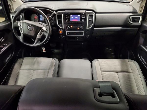 2018 NISSAN TITAN