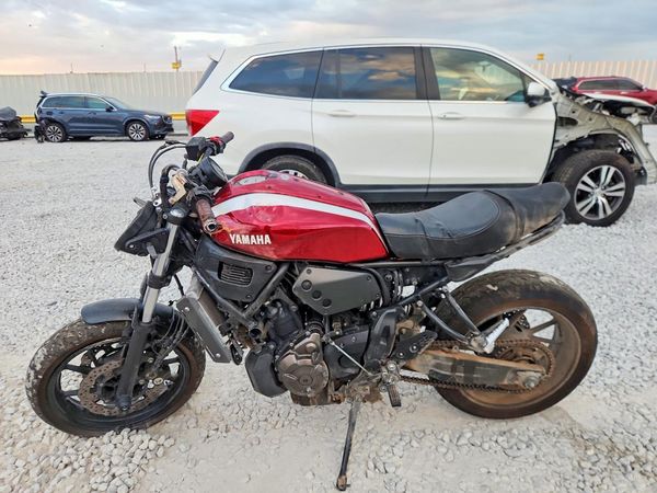 2018 YAMAHA XSR700
