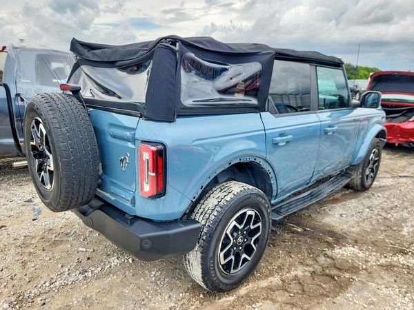 2022 FORD BRONCO