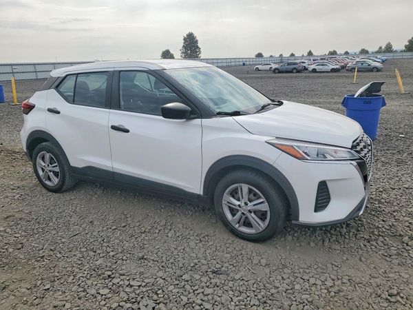 2021 NISSAN KICKS