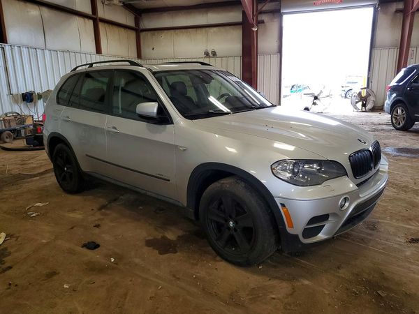 2012 BMW X5 xDrive35d — Passenger 3/4