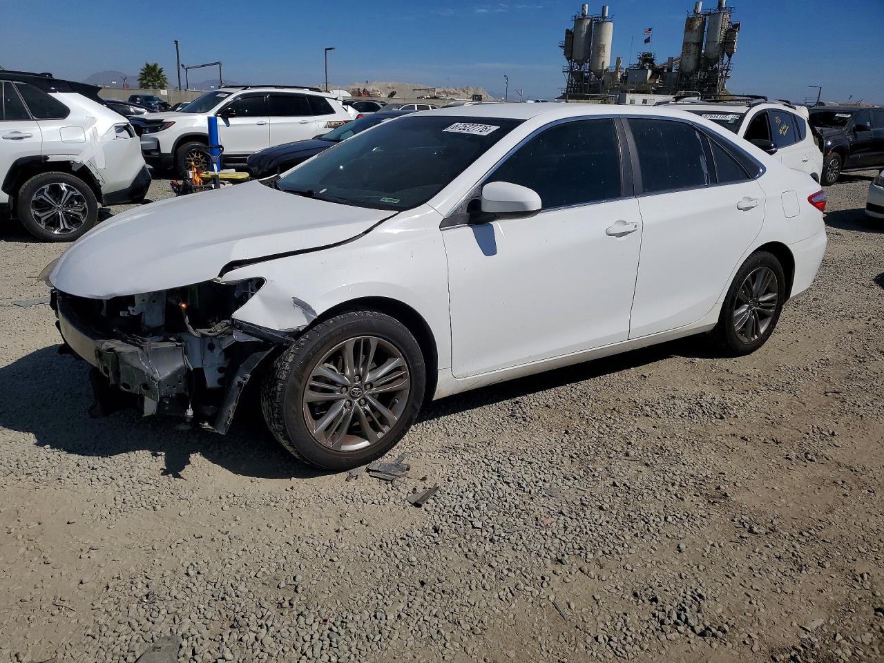 2016 TOYOTA CAMRY
