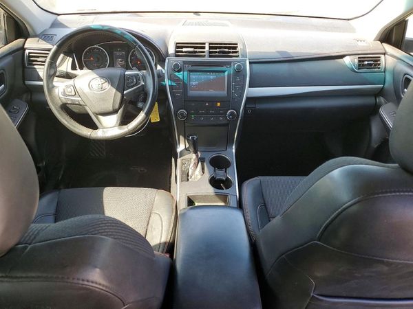 2016 TOYOTA CAMRY