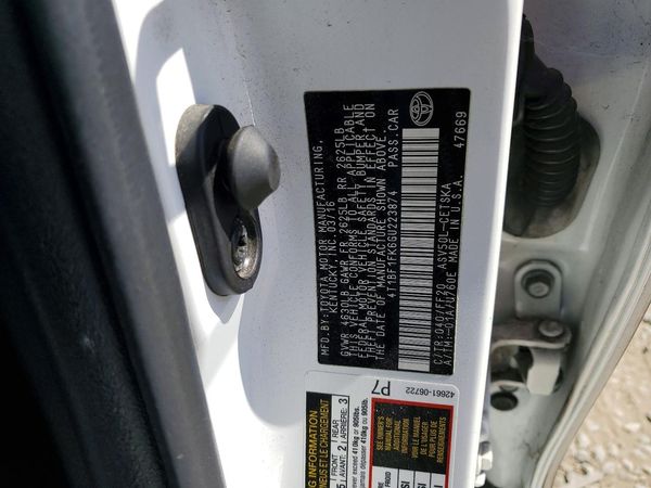 2016 TOYOTA CAMRY