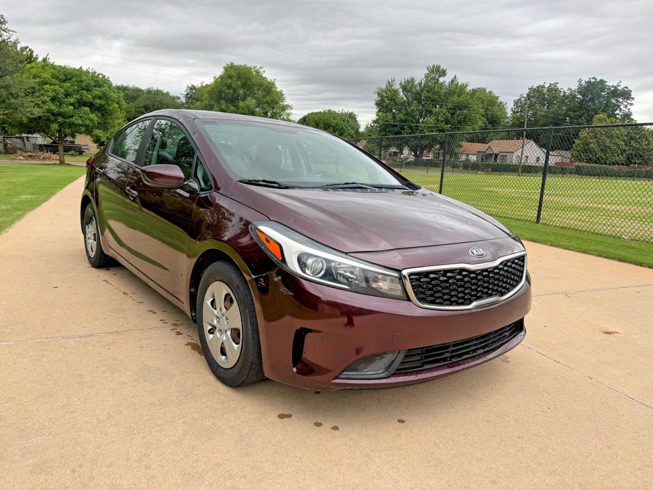 2017 KIA FORTE LX Base