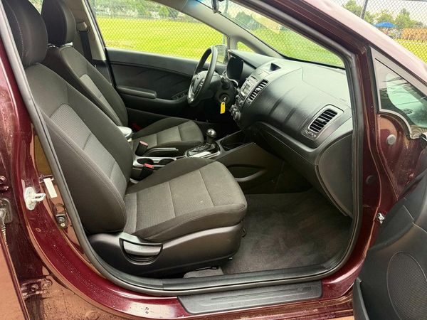 2017 KIA FORTE LX Base