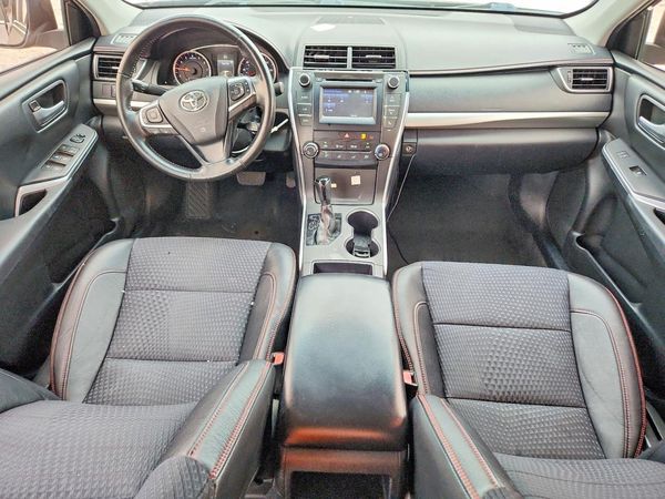 2015 TOYOTA CAMRY