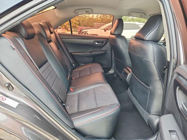 2015 TOYOTA CAMRY