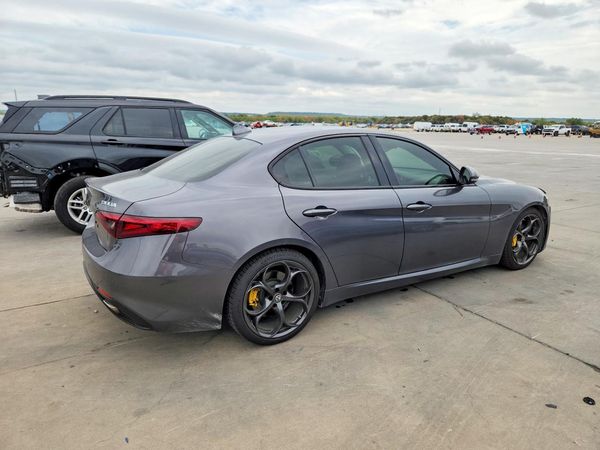 2018 ALFA ROMEO GIULIA