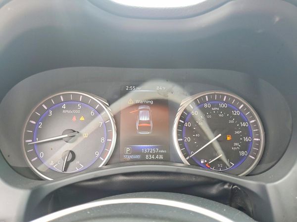 2015 INFINITI Q50