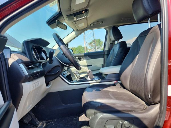 2024 KIA CARNIVAL