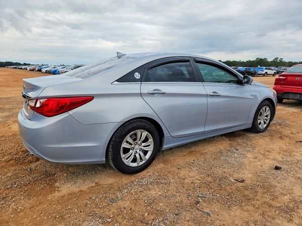 2012 HYUNDAI SONATA Middle-low level