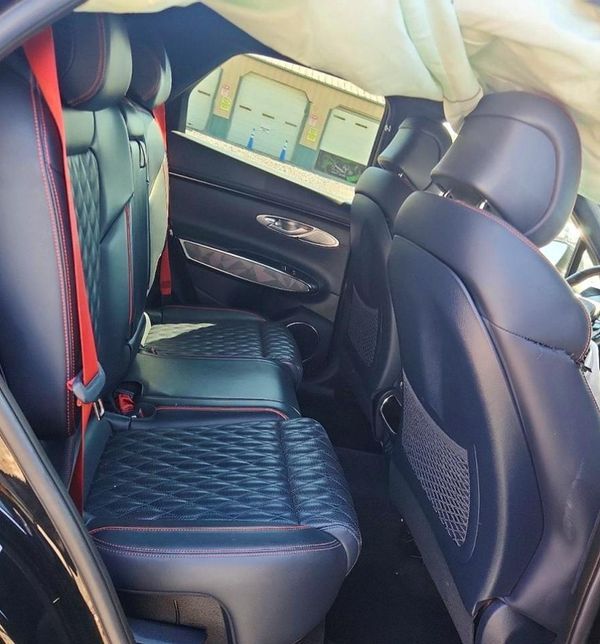 2022 GENESIS GV70