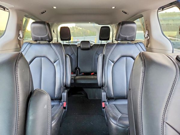 2024 CHRYSLER PACIFICA