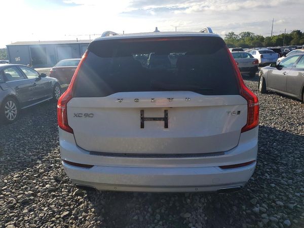2016 VOLVO XC90 SV42 Momentum