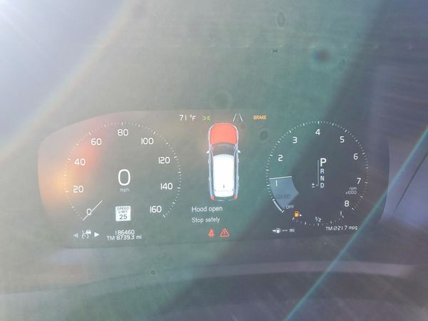 2016 VOLVO XC90 SV42 Momentum