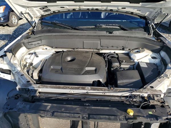 2016 VOLVO XC90 SV42 Momentum