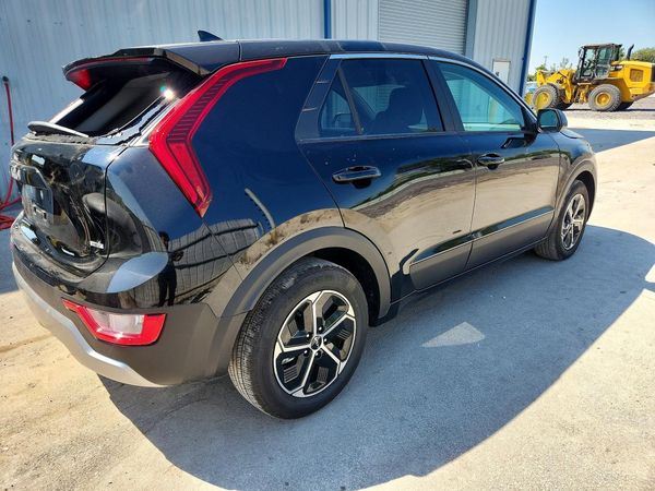 2026 KIA NIRO LX