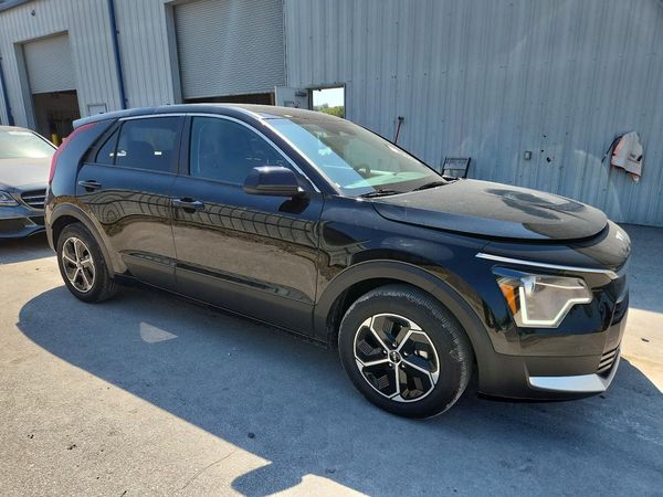 2026 KIA NIRO LX