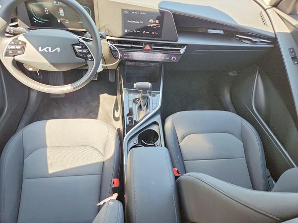 2026 KIA NIRO LX