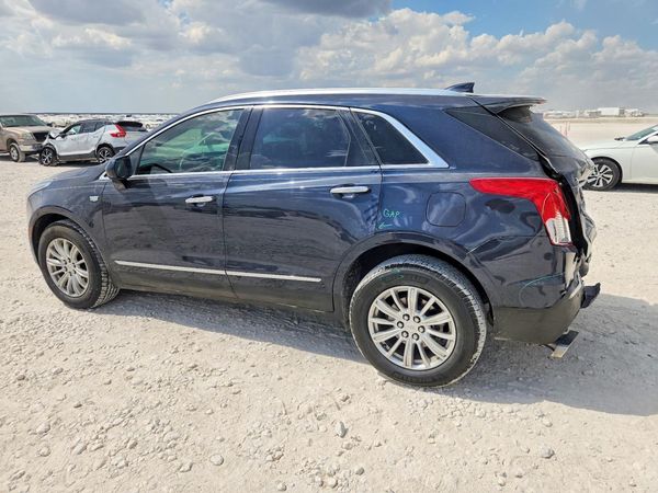 2017 CADILLAC XT5 Base