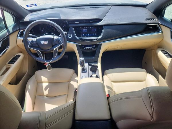 2017 CADILLAC XT5 Base
