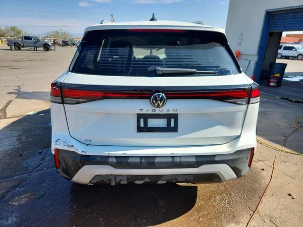 2026 VOLKSWAGEN TIGUAN SE
