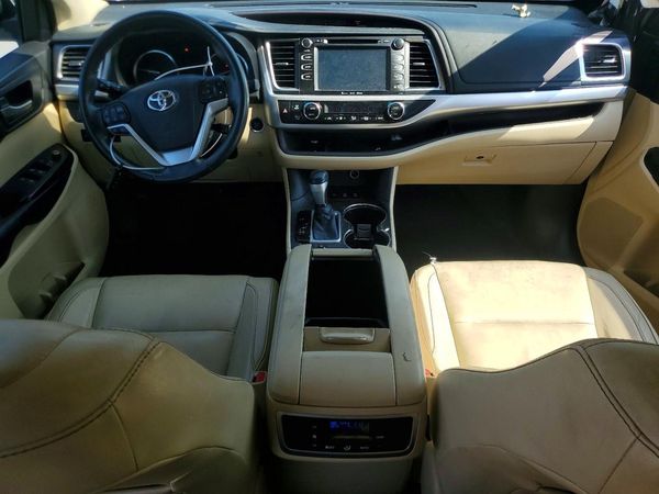 2016 TOYOTA HIGHLANDER Base/Hybrid
