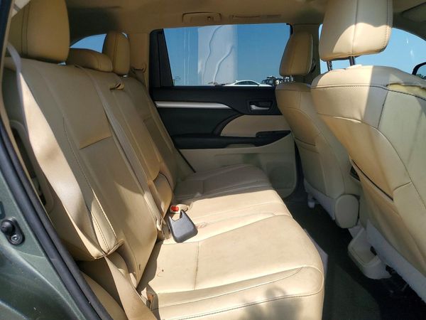 2016 TOYOTA HIGHLANDER Base/Hybrid